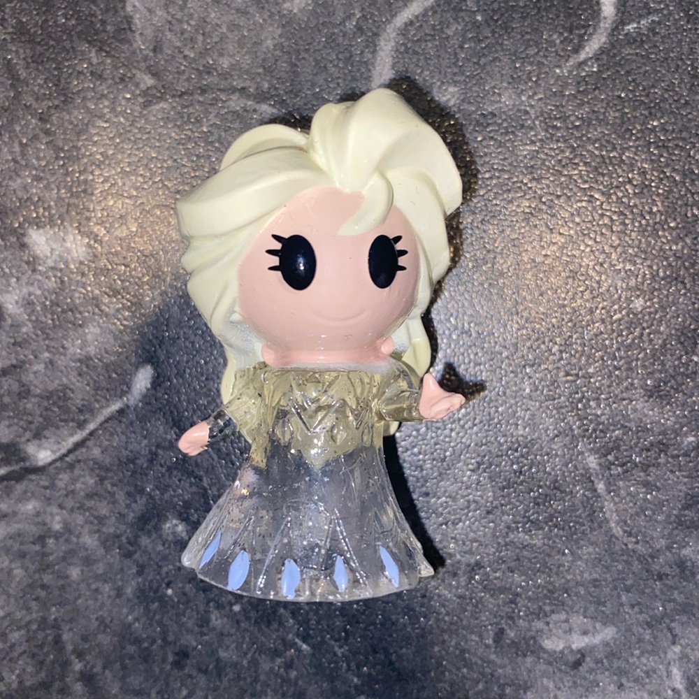 Disney Ooshies Pop⭐️And⭐️Top COMMON Crystal Glitter Elsa